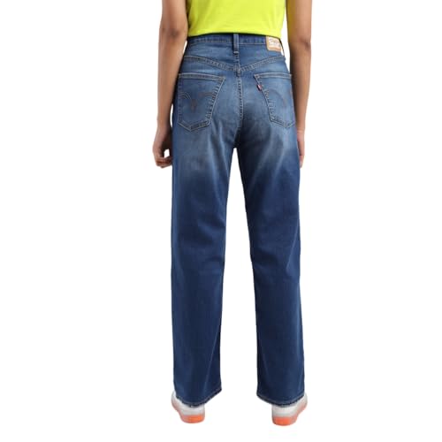 Levi's Women's 724 High Rise Ribcage Straight Fit Jeans - Image 3