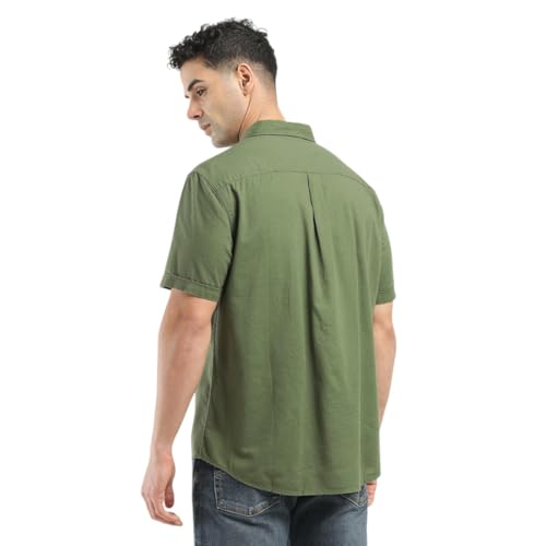 Levi's Men's Solid Slim Fit Shirt - Image 3
