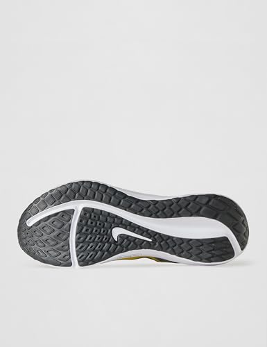 NIKE Men Running Shoes - Authentic NIKE Footwear | UrbanThreads - Image 4
