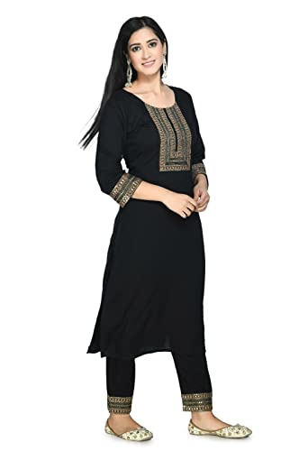 Black Pakistani Salwar Suit Set with Dupatta | UrbanThreads.in - Image 4