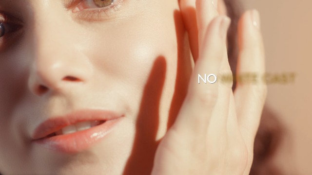 Lakme Vit C Brilliance Day Cream 50gm - Image 3