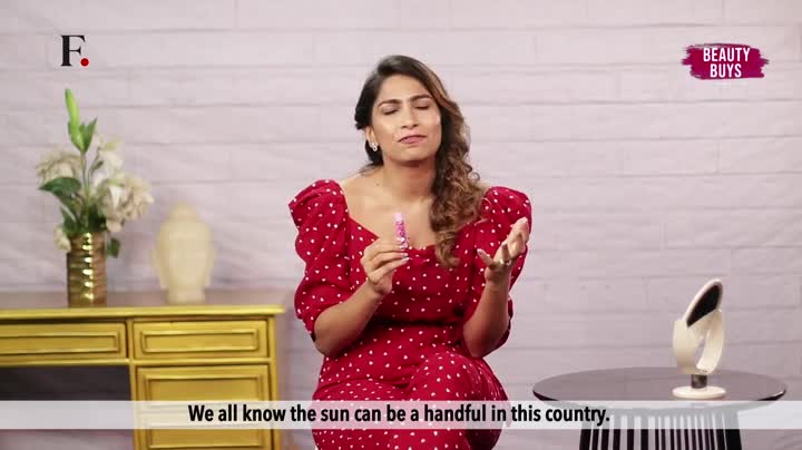 Lakme Lip Love Care Stick Apricot 10% Vitamin E - Image 3