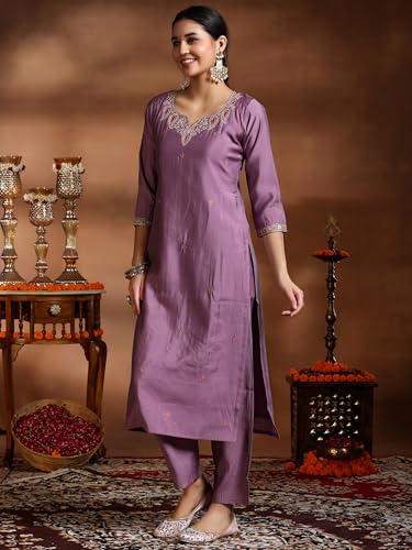 Mauve Embroidered Silk Kurta Set | Festive Indian Suit - UrbanThreads - Image 4