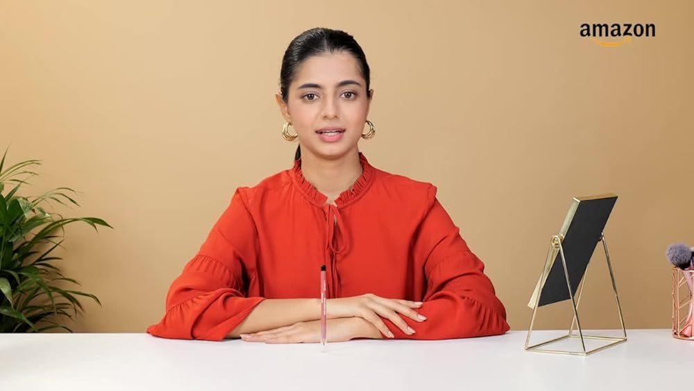 Lakme Ultimate Glam Lip Liner Nude Sparkle 1.15g - Image 3