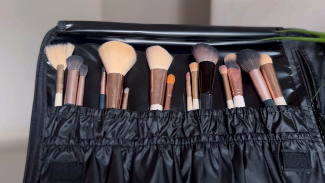 ROZIA Makeup Box Extra Large 40cm x 30cm x 12cm for Girls - Image 3