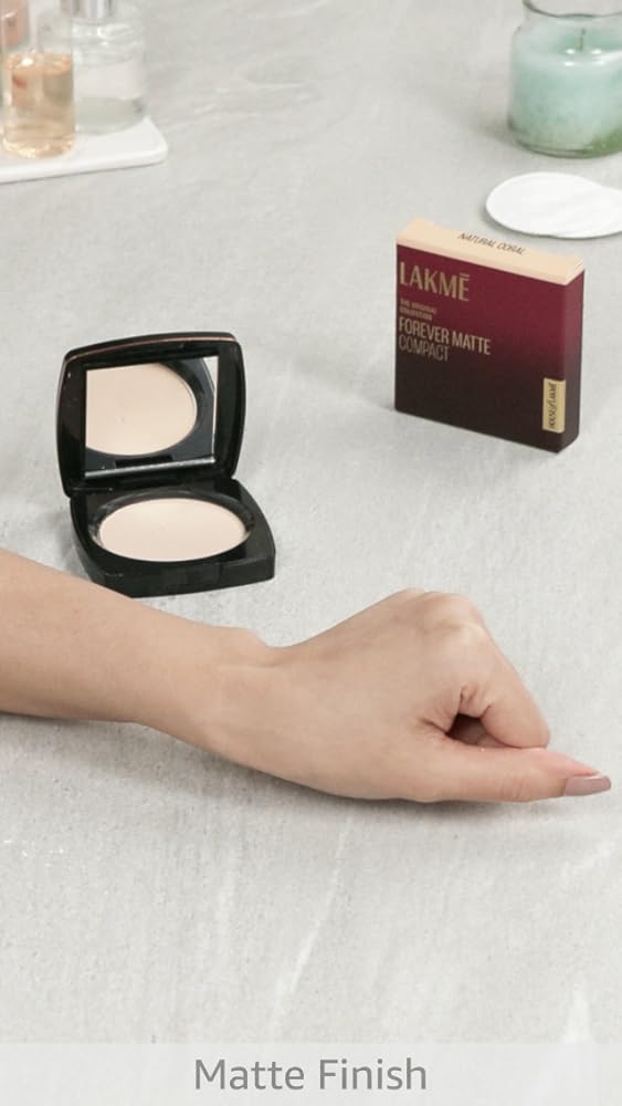 Lakme Forever Matte Compact Powder Lightweight 12 Hrs - Image 3