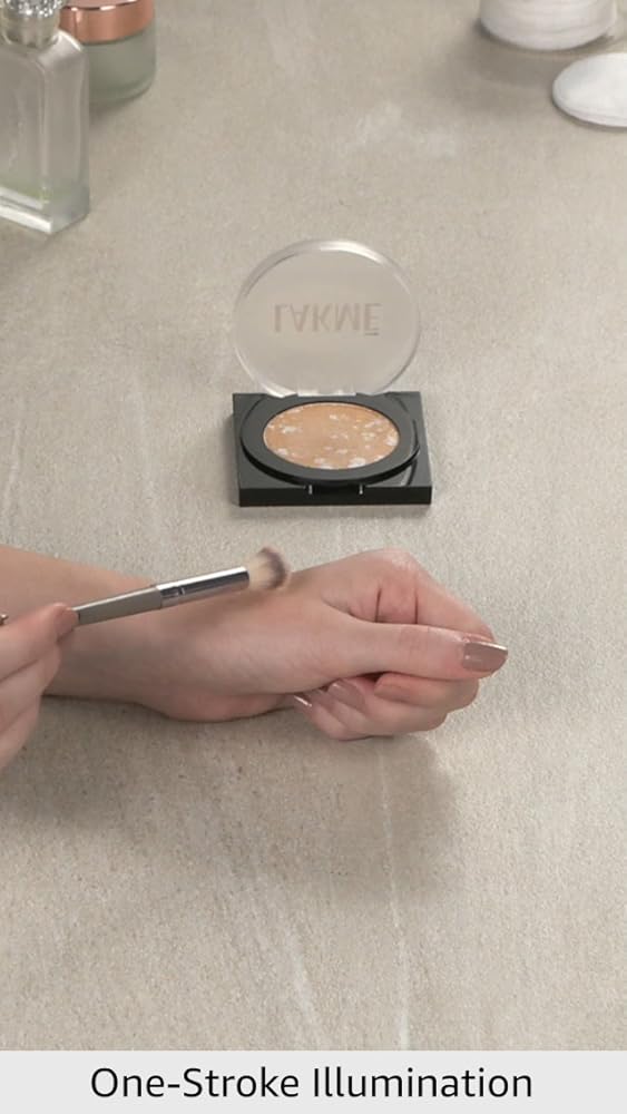 Lakme Glitterati Marble Highlighter 01 Gold Goddess 7g - Image 3