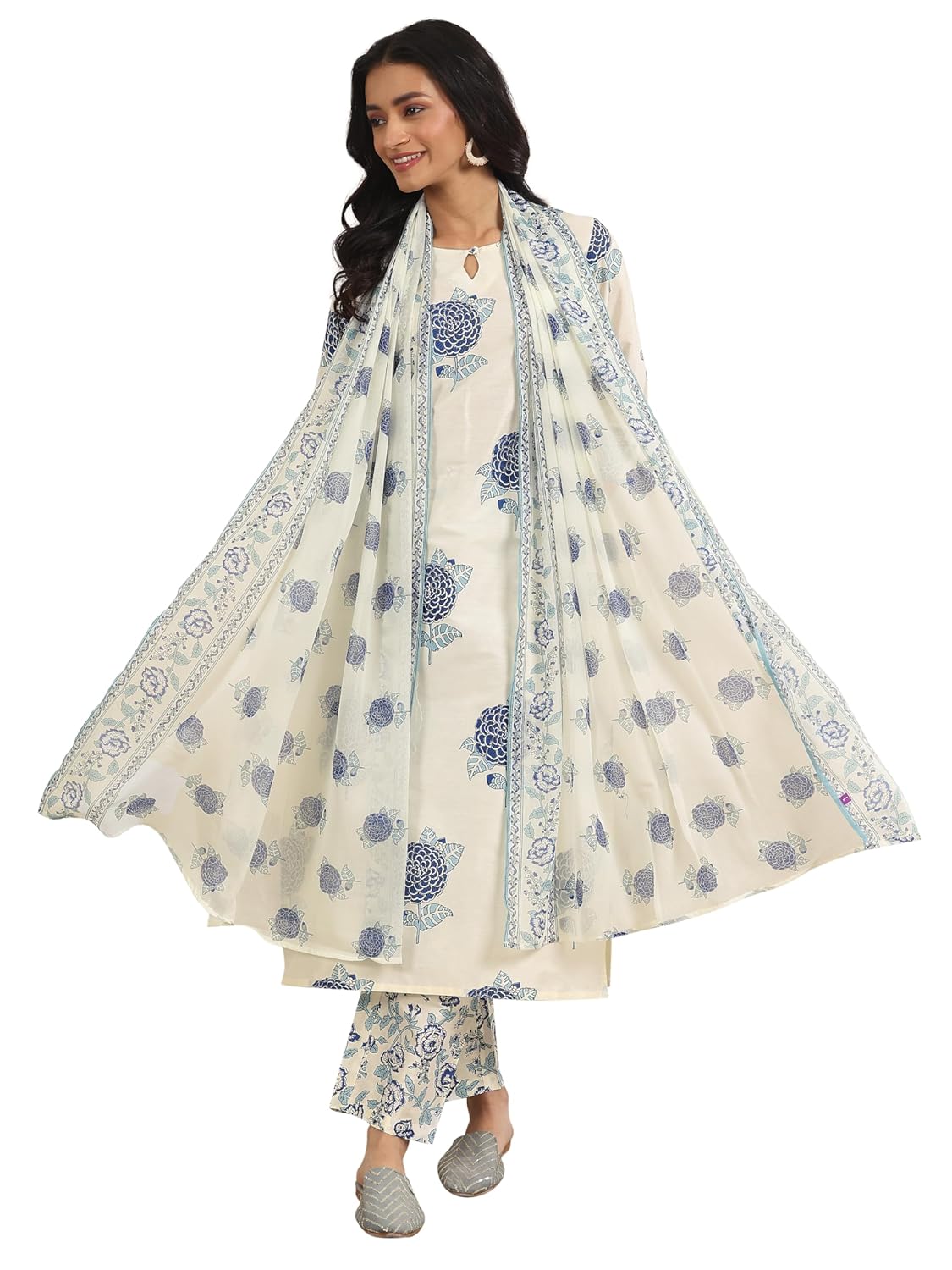 Elegant Printed Silk Blend Kurta Set | UrbanThreads.in